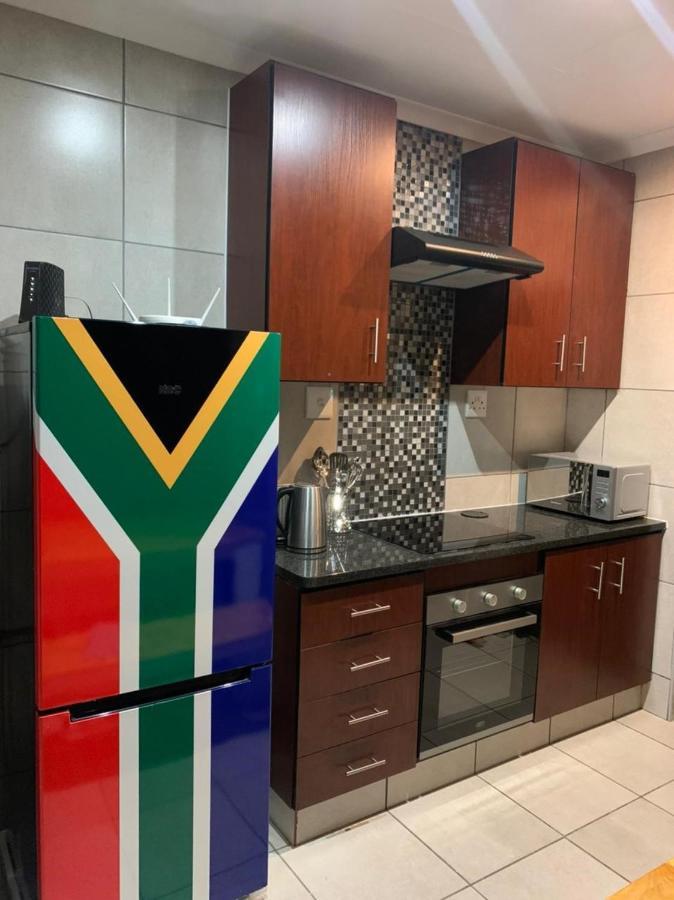 Rhino House With 3 Bedrooms Next To Pilanesberg And Sun City Mogwase Exterior foto