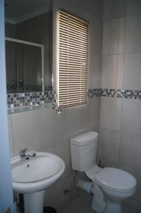 Rhino House With 3 Bedrooms Next To Pilanesberg And Sun City Mogwase Exterior foto