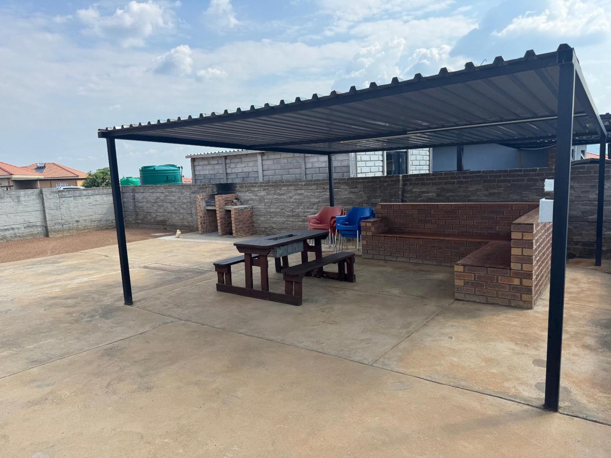 Rhino House With 3 Bedrooms Next To Pilanesberg And Sun City Mogwase Exterior foto